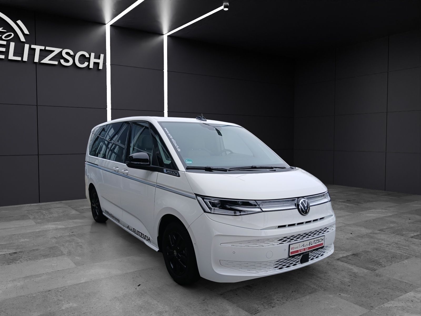 Fahrzeugabbildung Volkswagen T7 Multivan TSI LR Style ACC AHK LED RFK PARK AS