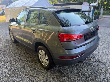 Audi Q3 - 6