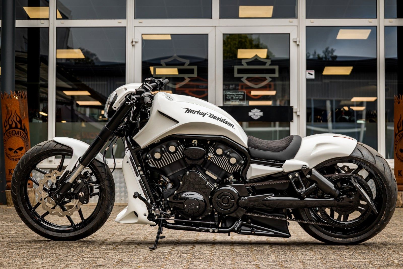 Fahrzeugabbildung Harley-Davidson VRSCDX Night Rod Special -BBC- Jekill&Hyde-