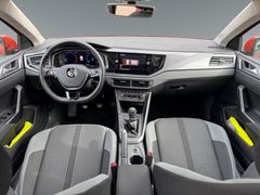 Fahrzeugabbildung Volkswagen Polo Highline -17"LM*Kamera*Panorama*LED*2xKlima