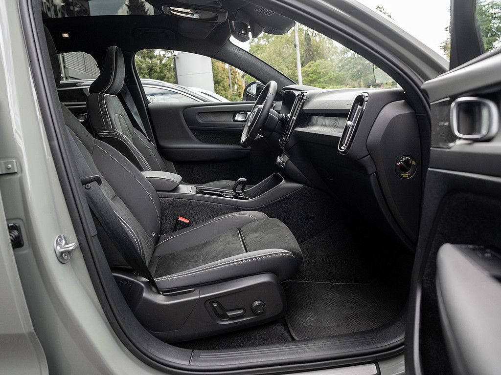 Volvo C40 Ultimate Recharge imagem 2