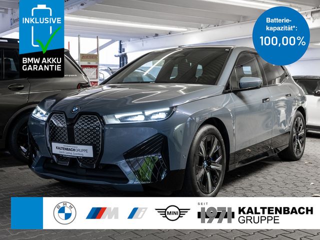 BMW iX xDrive 40 Sport PANO AHK HUD LED NAVI H/K SHZ