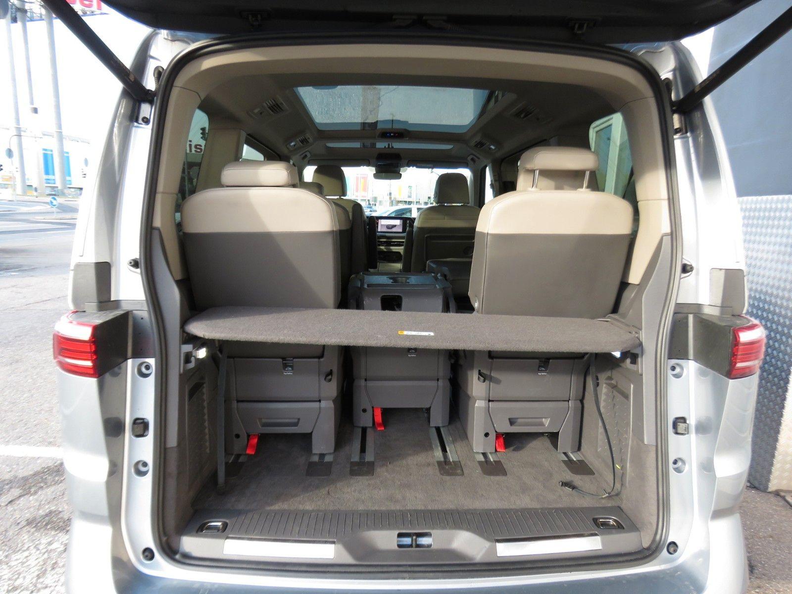 Volkswagen T7 Multivan 2.0 TDI Style Matrix IQ Pano AHK Amb