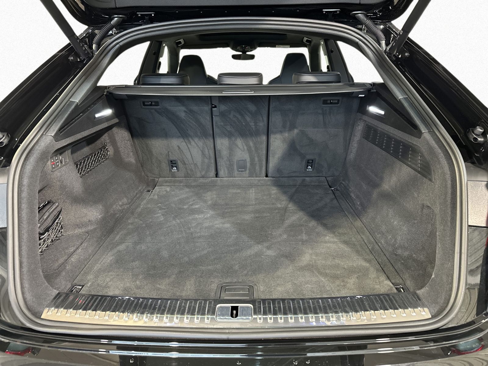 Audi Q8 - Bild 18