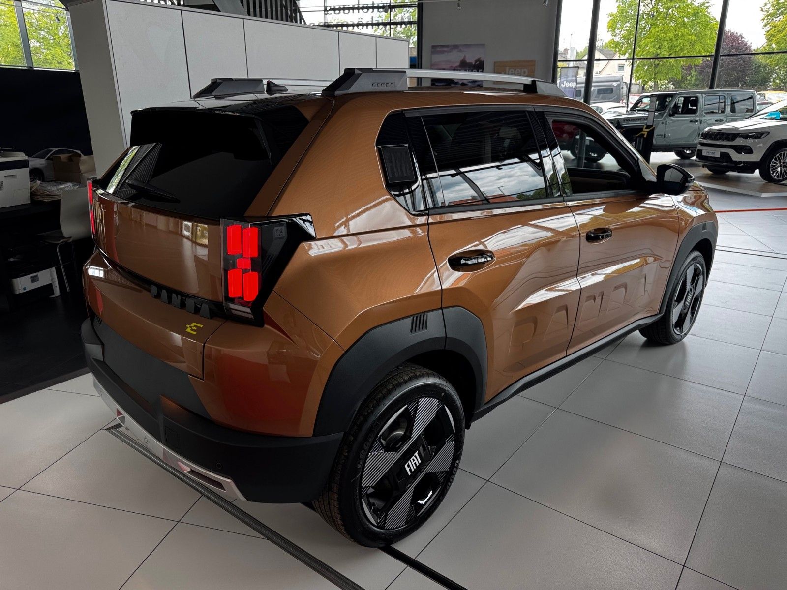 Fahrzeugabbildung Fiat Grande Panda La Prima 44 kWh Navi Sitzheizung