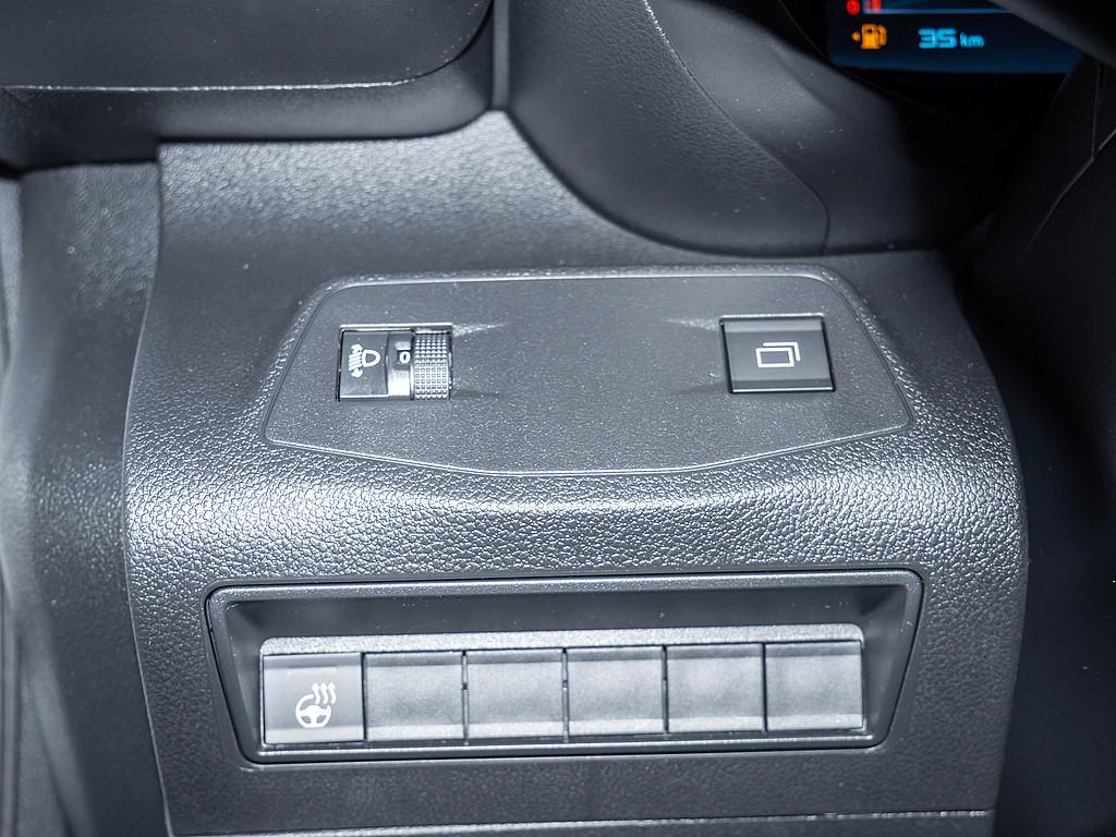 Citroën Berlingo Kasten 1.5 XTR M NAVI W-LAN FACEL. LED