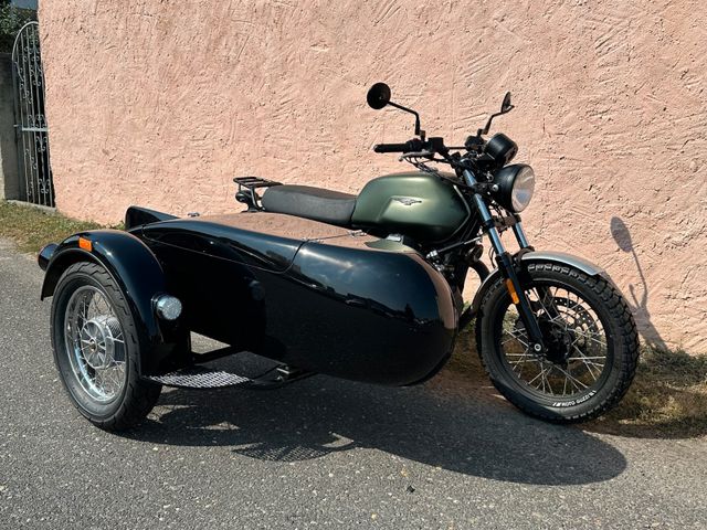 Moto Guzzi V7 III ROUGH LASTENBEIWAGEN *LIEFERUNG MGL*