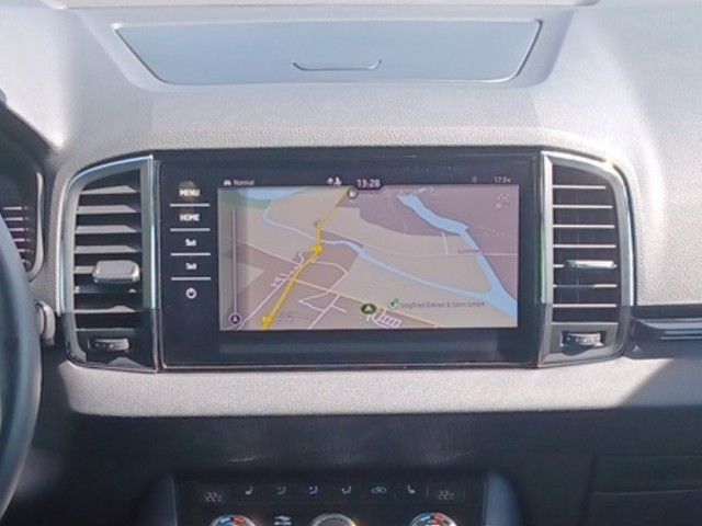 Fahrzeugabbildung SKODA Karoq 2.0TDI DSG Style LED+ACC+VIRTUAL+PARKLENK+