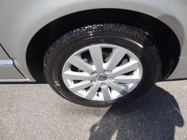 Fahrzeugabbildung Volkswagen T5 Multivan/Highline/4-Motion/AHK/Xenon/Leder/St