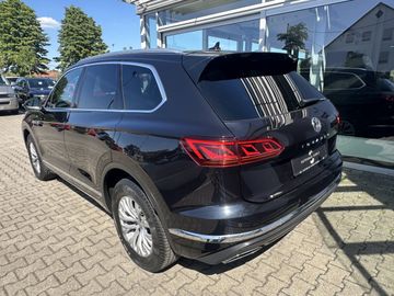 Volkswagen Touareg - 5