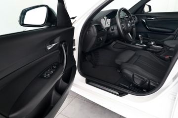 BMW 118i Aut 5-Türer M Sport DriveAssist ACC RFK 18"