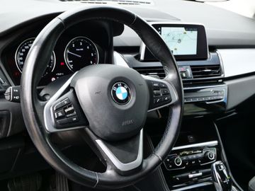 BMW 216 Gran Tourer - 10
