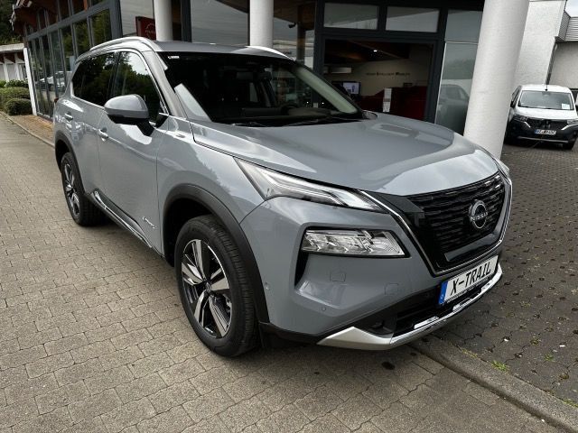 Nissan X-TRAIL 1.5 VC-T e-POWER 204 PS Tekna 5 Sitze