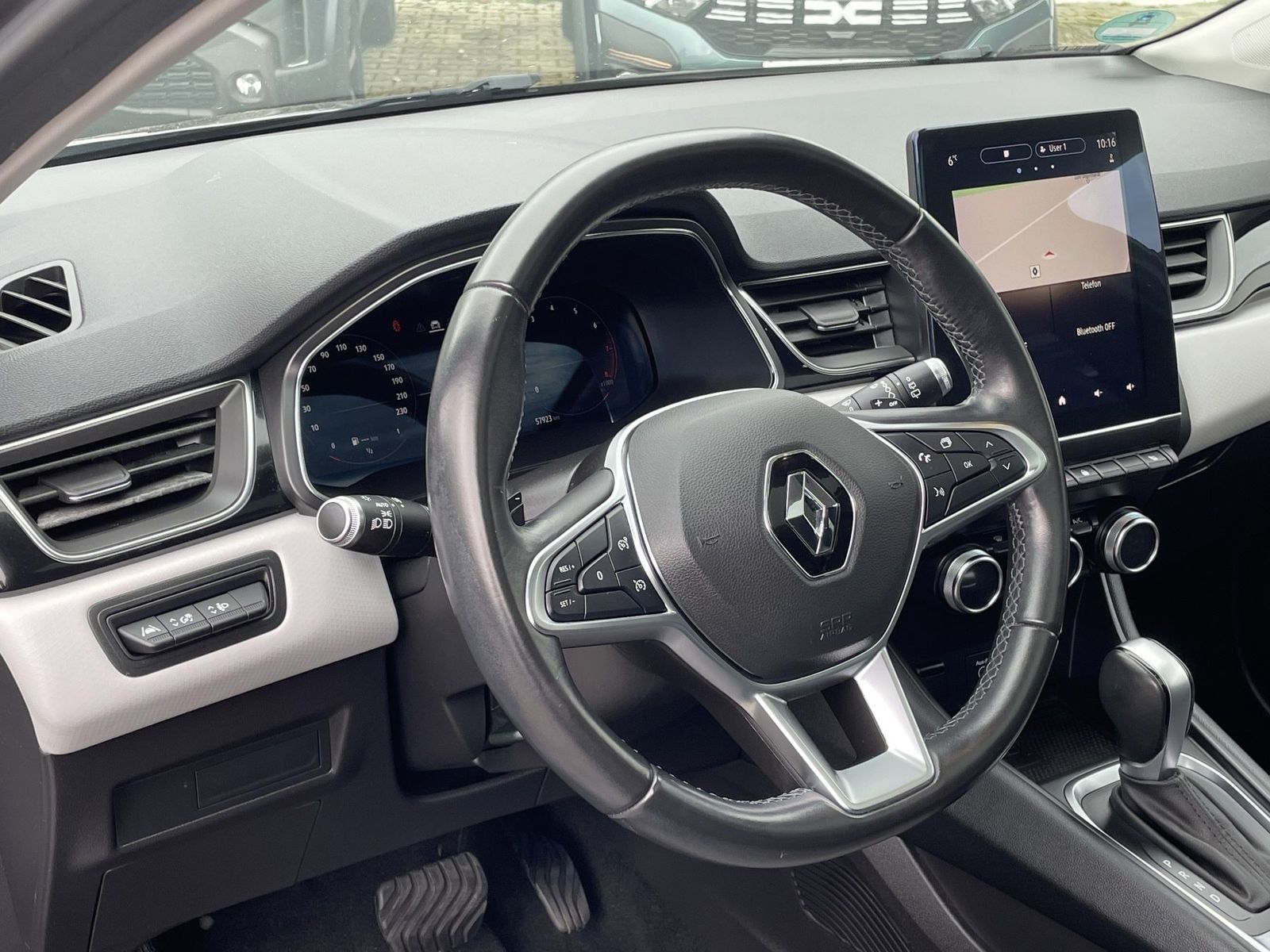 Fahrzeugabbildung Renault Captur INTENS TCe 155 EDC