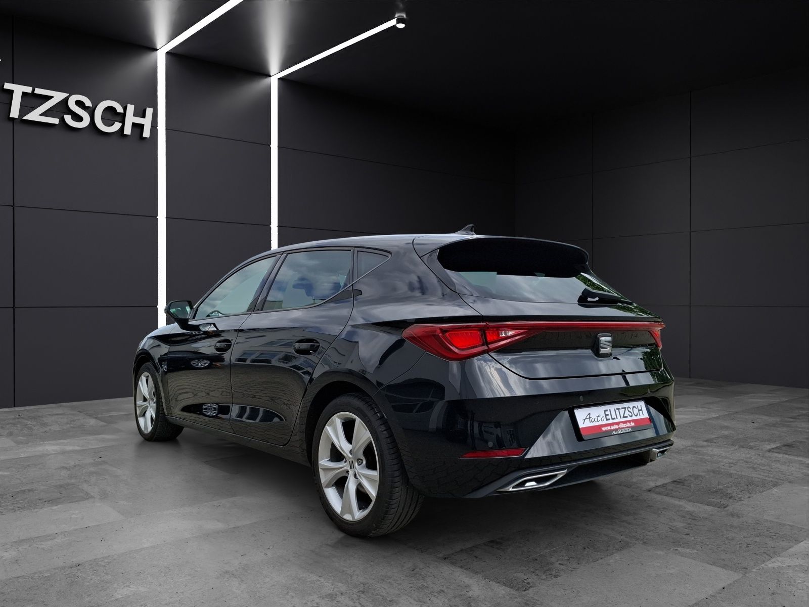Fahrzeugabbildung SEAT Leon TDI FR-Line LED Navi GRA PDC SH LM