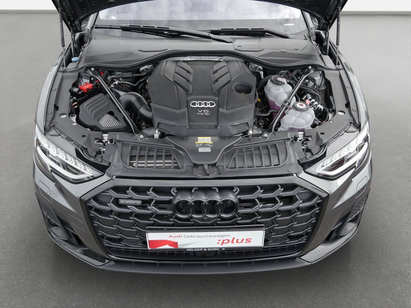 Audi A8 - Bild 19