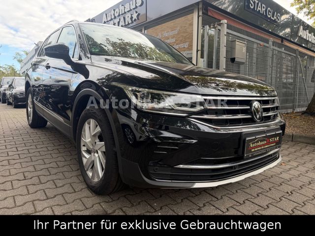 Volkswagen Tiguan Elegance eHybrid / KAMERA - PANO - MEMORY