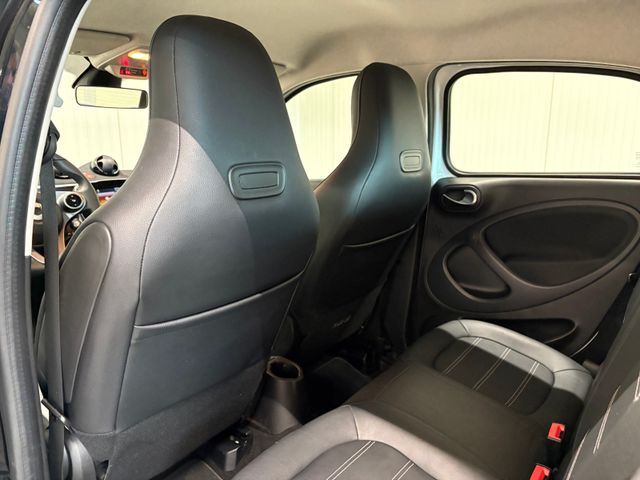 forfour prime 1.0 DCT DAB+ RFK TEMPOMAT