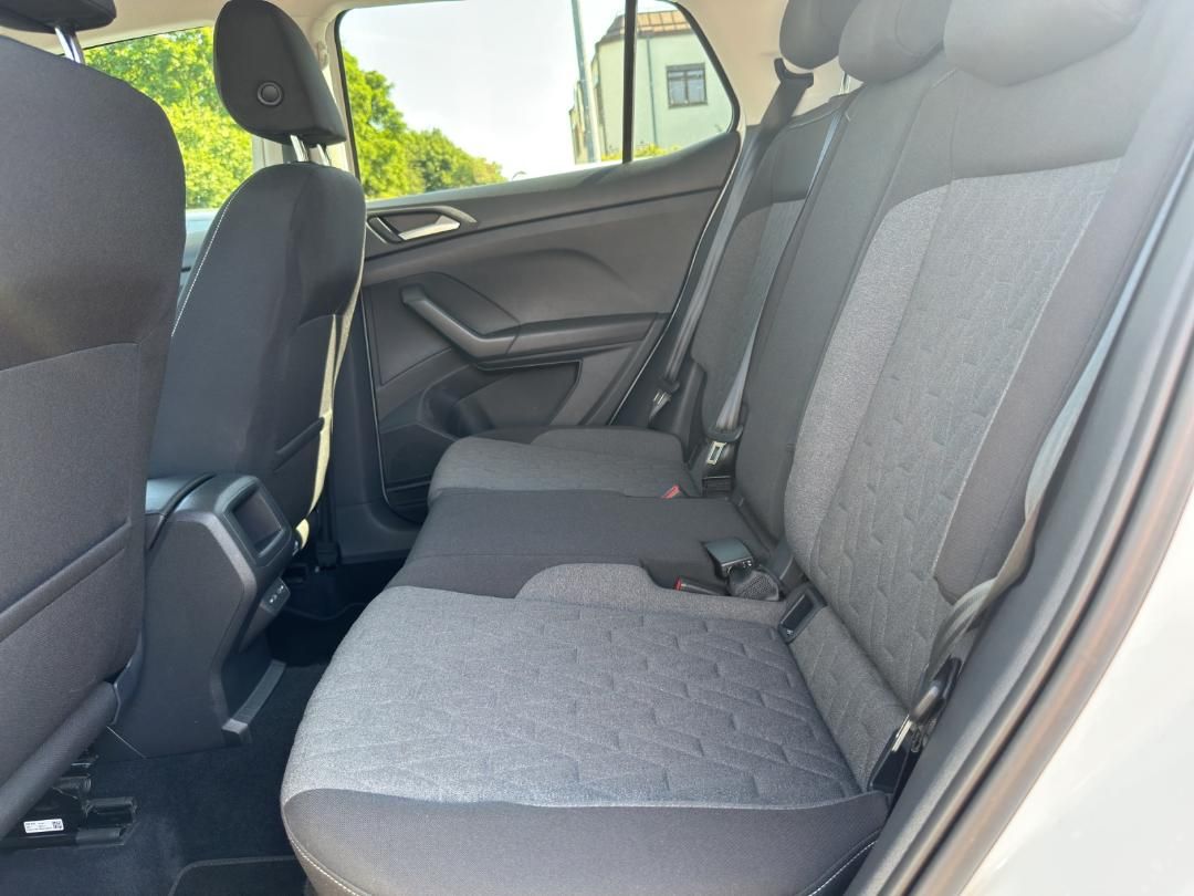 Fahrzeugabbildung Volkswagen T-Cross Life 1.0 TSI Life 70KW 5-Gang,Navi,GJR,