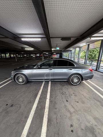 MERCEDES-BENZ E 400 d 4MATIC Autom. - 360-Multbeam-ACC