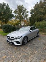 Mercedes-Benz E 300 d Autom. - - Mercedes-Benz E 300 in Aachen