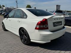 Fahrzeugabbildung Volvo S40 T5 Momentum *BLICKFANG* *TUNING*