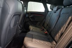 AUDI SQ5 TFSI | Pano | Carbon | Tech pro | HuD | B&O AUDI SQ5 TFSI | Pano | Carbon | Tech pro | HuD | B&O