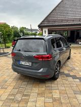 Volkswagen VW Touran "Schwenksitz" 7-Sitzer Highline - Behindertengerechte Volkswagen Touran