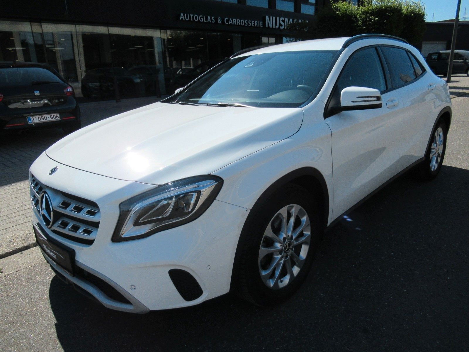 Mercedes-Benz GLA 180