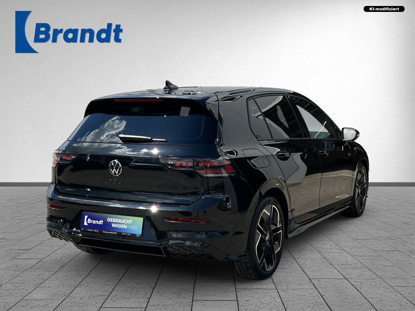 Volkswagen Golf VIII 1.5 eTSI R-LINE DSG MATRIX ACC PDC AHK foto 3