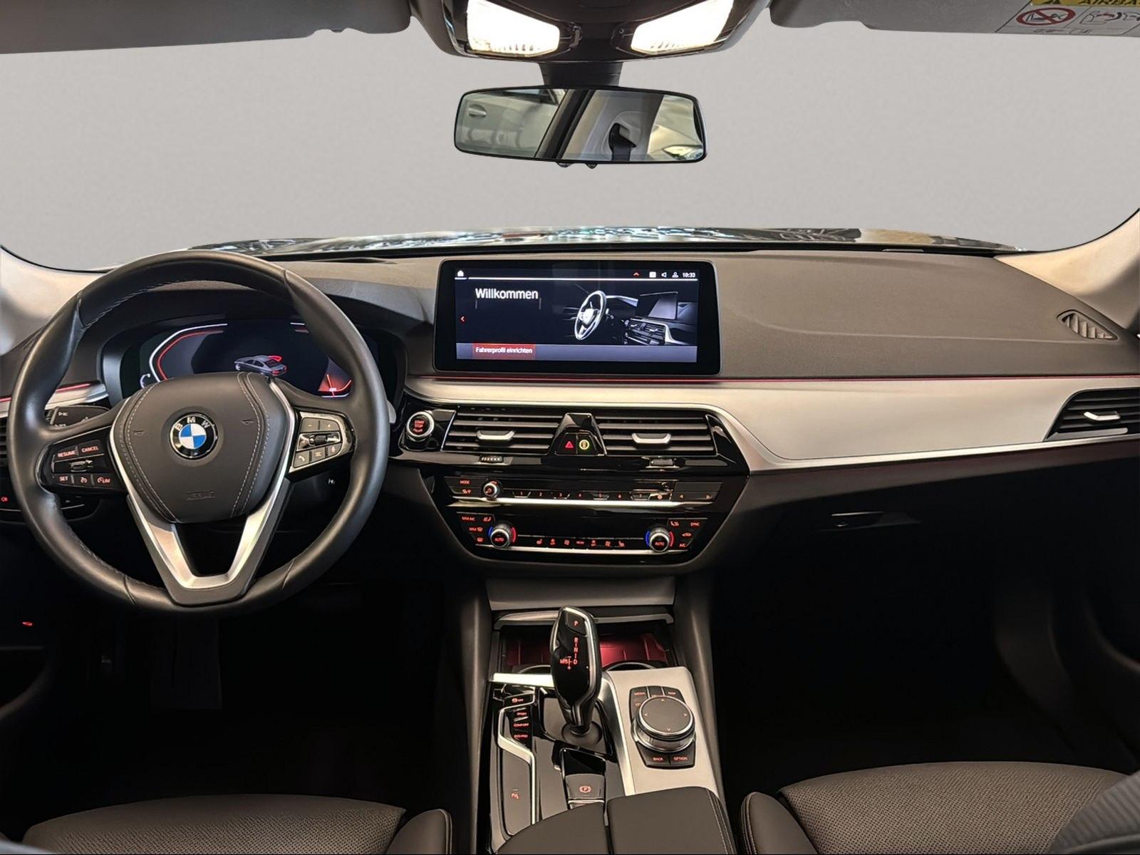 BMW 530i xDrive Limousine LiveCockpitProf Head-Up