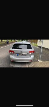 Toyota avensis - Toyota Avensis mit Diesel-Antrieb: Automatik