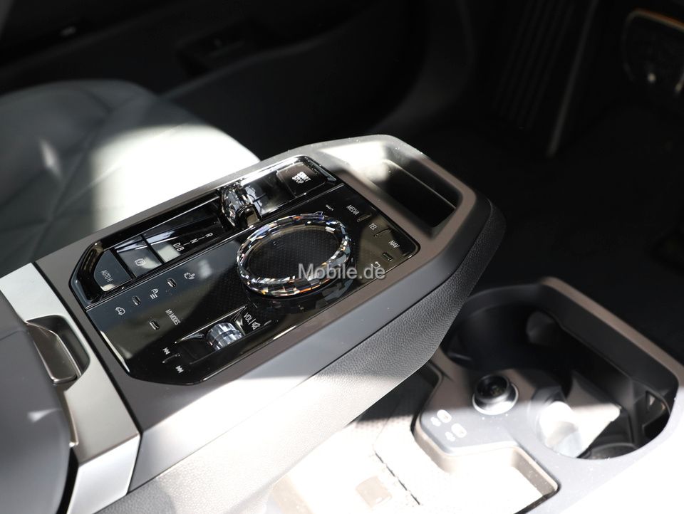 BMW iX - Bild 10
