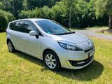 Renault Grand Scenic Expression dCi 110 Start&Stop e... - gebrauchte Renault Grand Scenic aus dem Jahr 2012