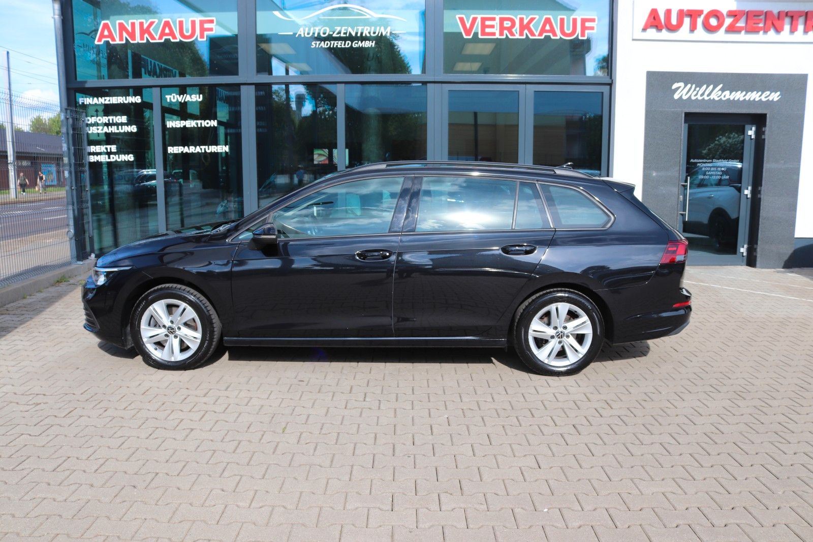 Volkswagen Golf VIII Variant Life AHK CarPlay ACC Navi SHZ foto 4