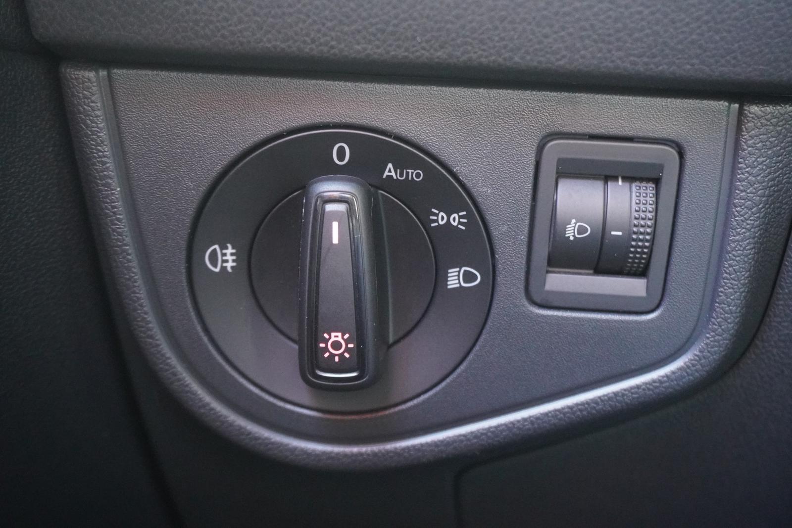 Volkswagen Polo 1.0 United Navi App-Connect Klimaaut. DAB, миниатюра 19