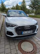 Audi Q3 40 TFSI quattro S tronic -