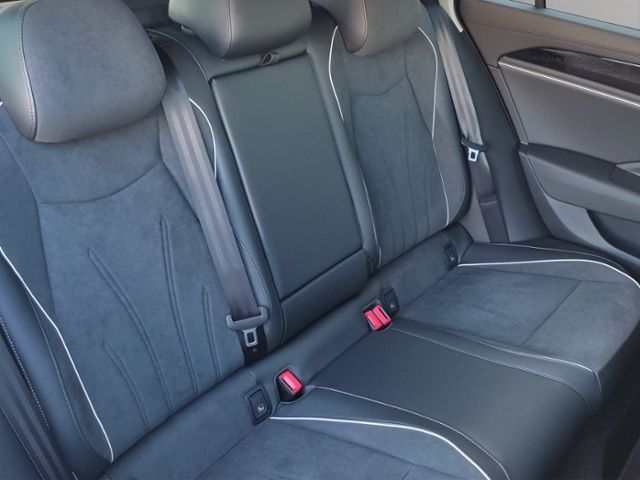 Volkswagen Passat - Bild 15