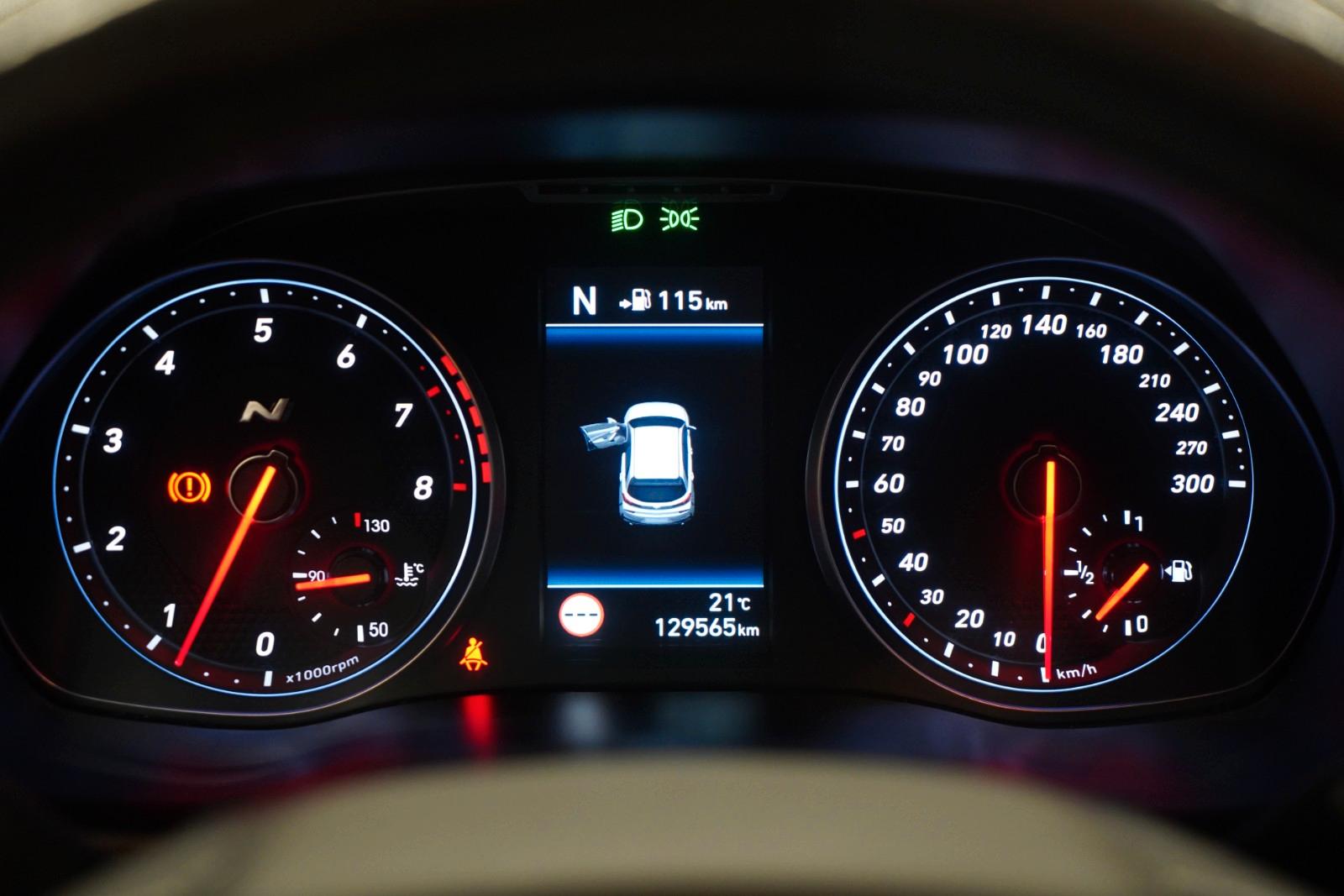 HYUNDAI I30 PERFORMANCE 275 ch BVM - PHARES LED - GPS - RÉGULATEUR DE VITESSE - CAMÉRA DE RECUL