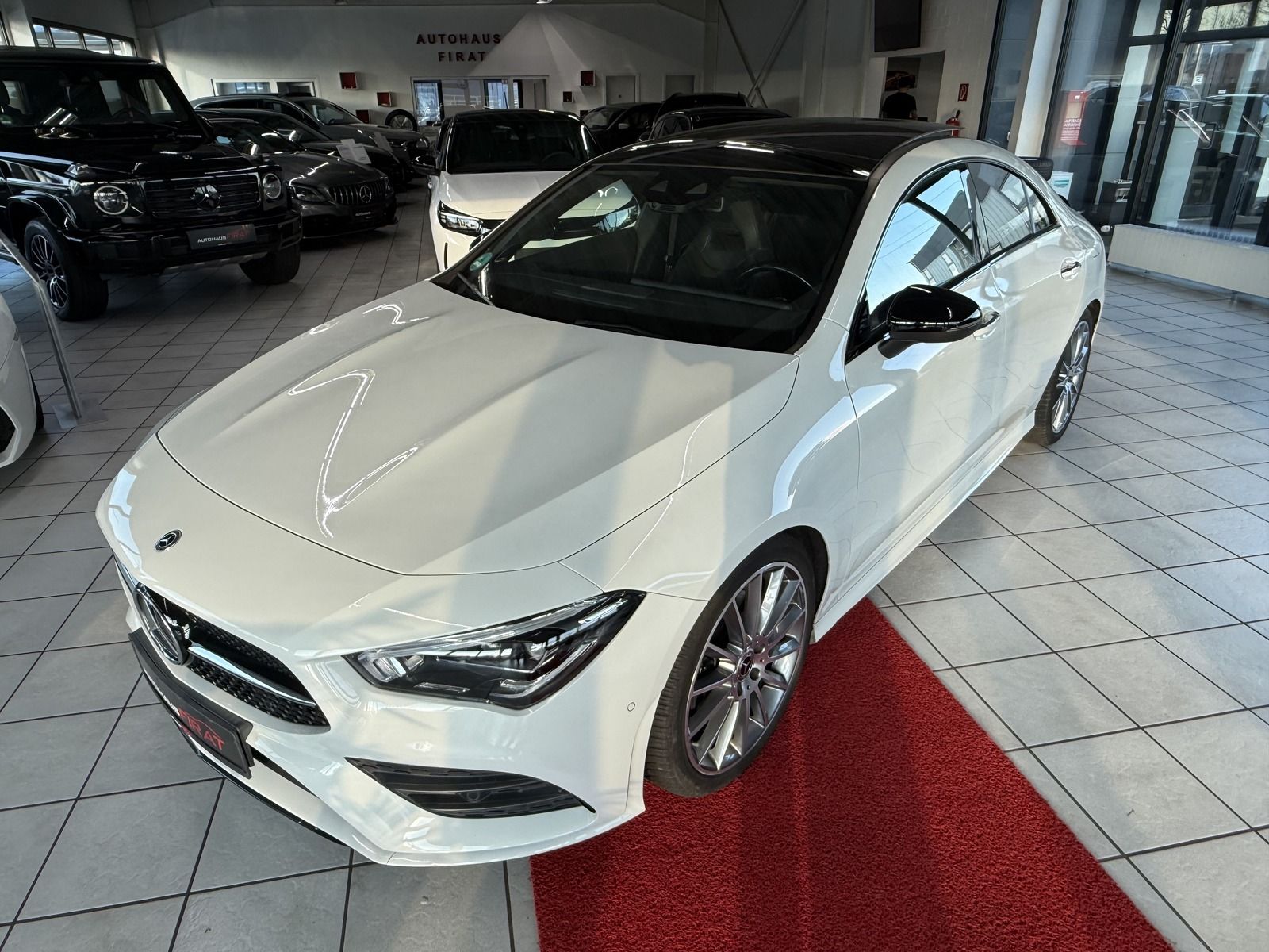 MERCEDES-BENZ CLA 200 Amg Line PanoramaSD+Kamera+LED+Navi+Teil