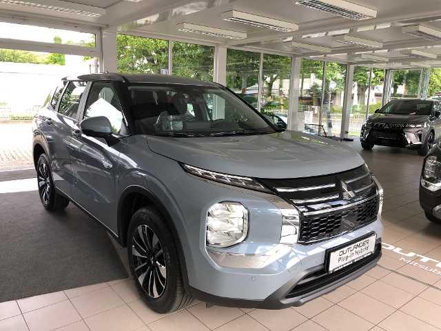 Mitsubishi Outlander 2.4L PHEV BASIS
