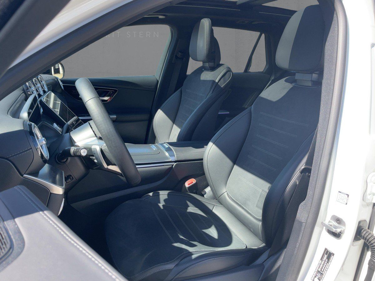Fahrzeugabbildung Mercedes-Benz GLC 220 d 4M AMG/Night/Pano/Kamera/AHK