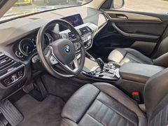 Fahrzeugabbildung BMW X3 xDrive30e Advantage Navi LED SiHz RFK ACC AHK