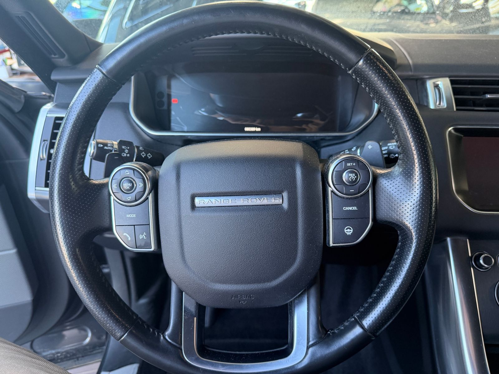 Fahrzeugabbildung Land Rover Range Rover Sport SDV6 SE AHK STDHZ -TEXT LESEN!