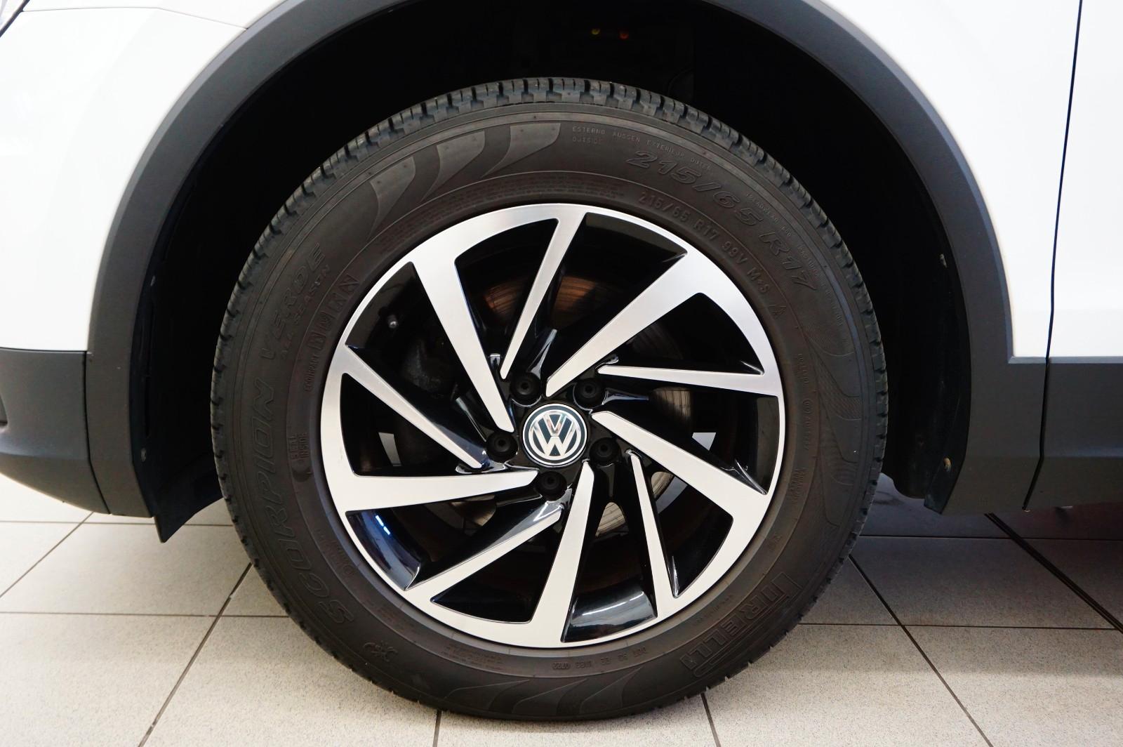 Volkswagen Tiguan Join*4Motion*DSG*AHK*Navi*PDC