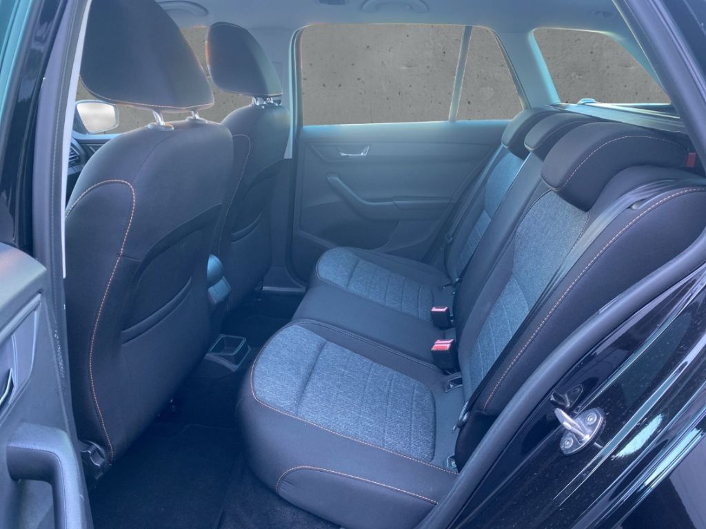 Fahrzeugabbildung SKODA Fabia Combi Best of 1.0 TSI NAVI SHZ Panodach