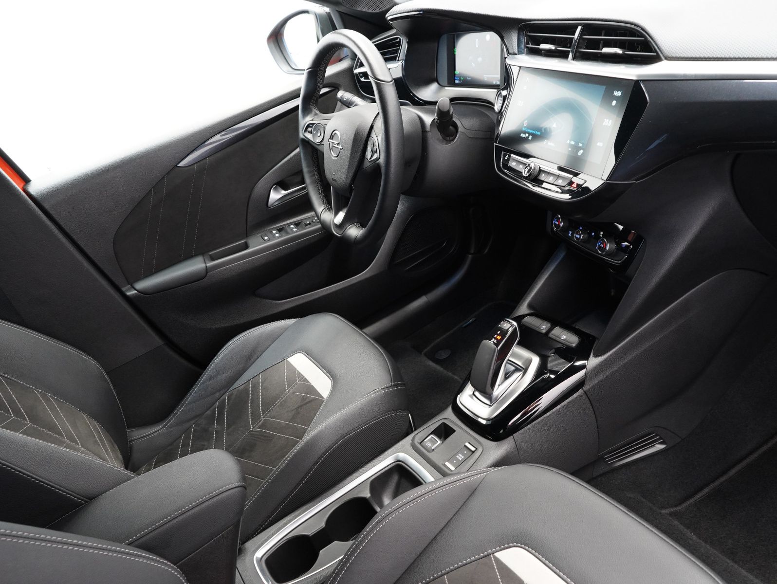 Fahrzeugabbildung Opel Corsa F e Ultimate CARPLAY/INTELLILUX/11KW/SOH