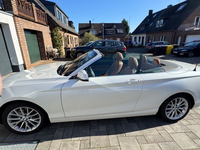 BMW 220i Steptronic Cabrio Luxury Line Luxury Line