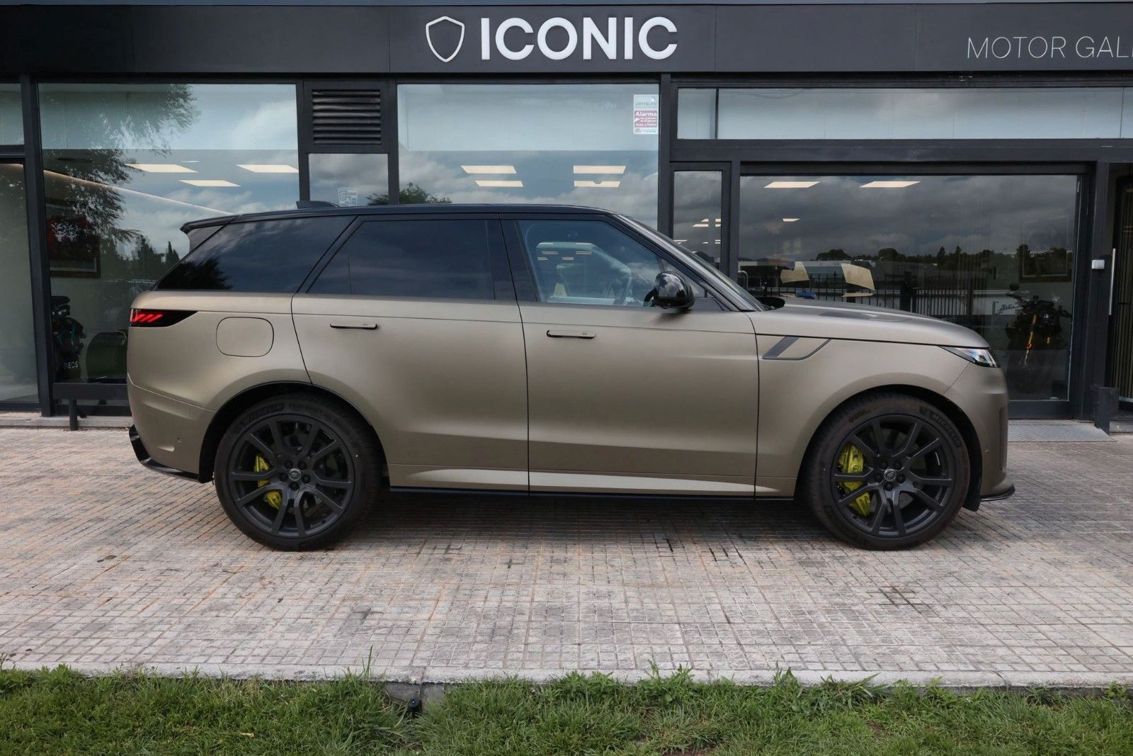 Land Rover Range Rover Sport SV Edition 1 imagem 2