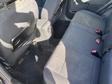 Volkswagen Golf Plus - 8